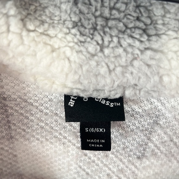 Art Class Plaid Shacket - Girls S 6/6X - Picture 2 of 5